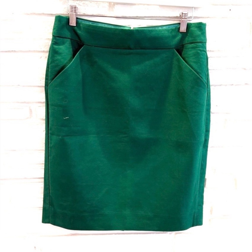 J. Crew The Pencil Skirt Green - size 8